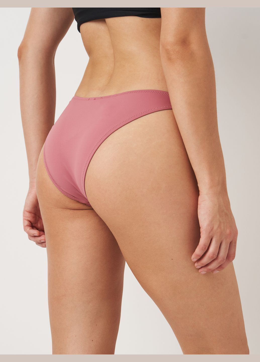 Розовые купальные трусики-плавки однотонные Oysho