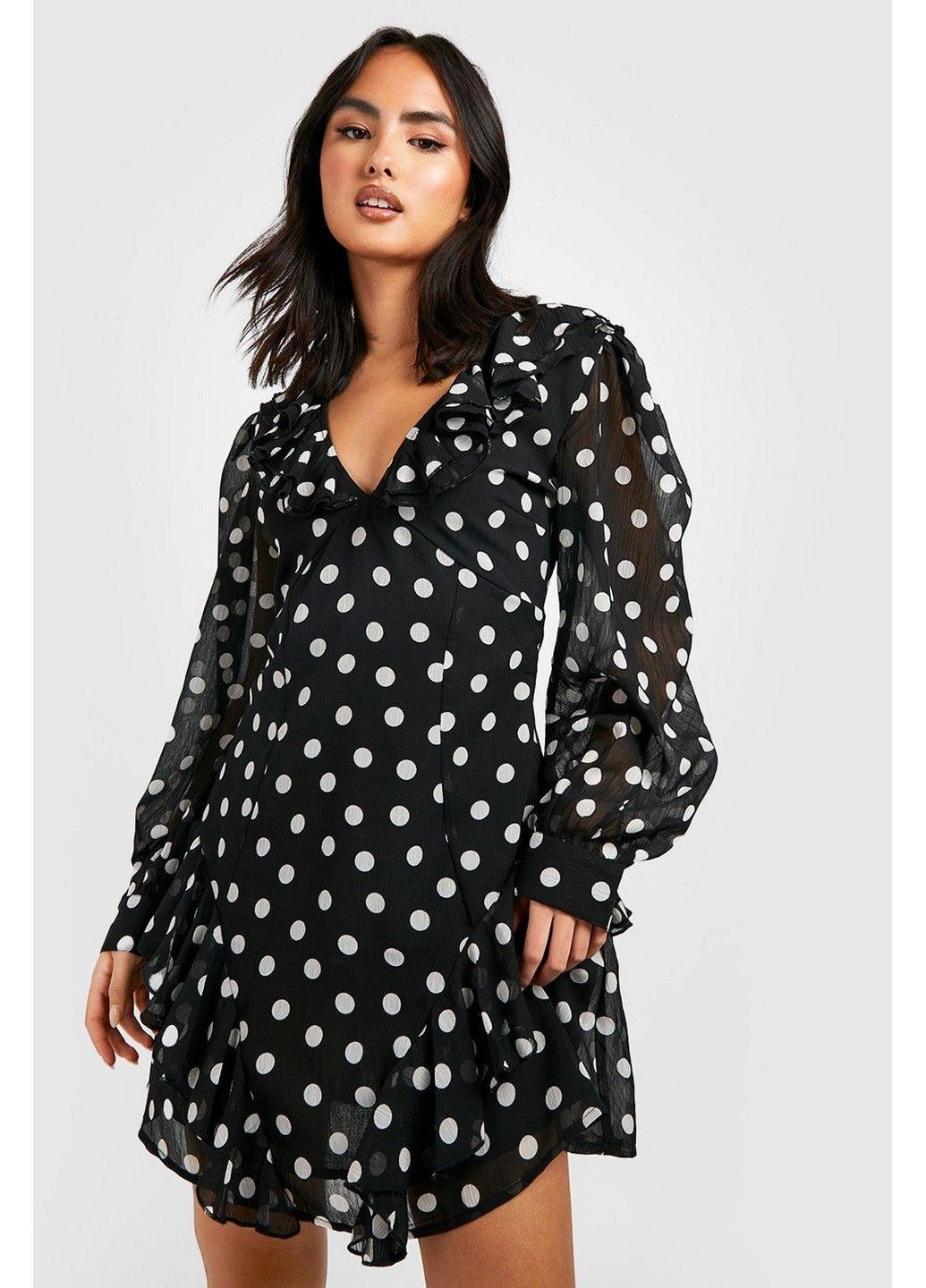 Чорна коктейльна сукня Boohoo в горошок