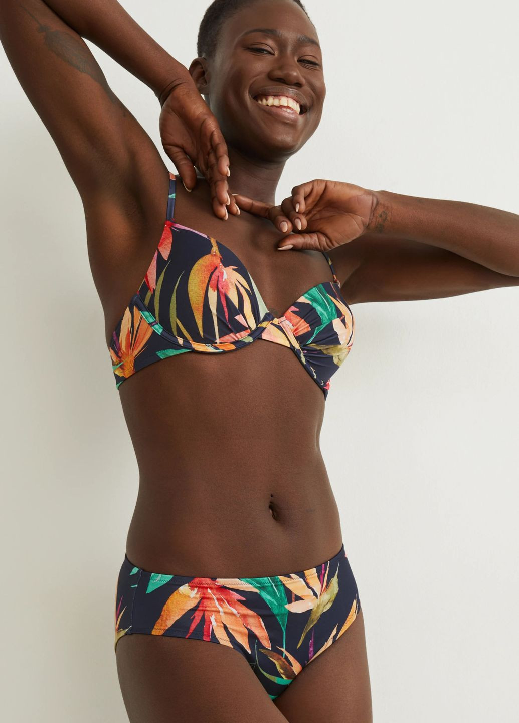 Купальні трусики C&A (330597879)