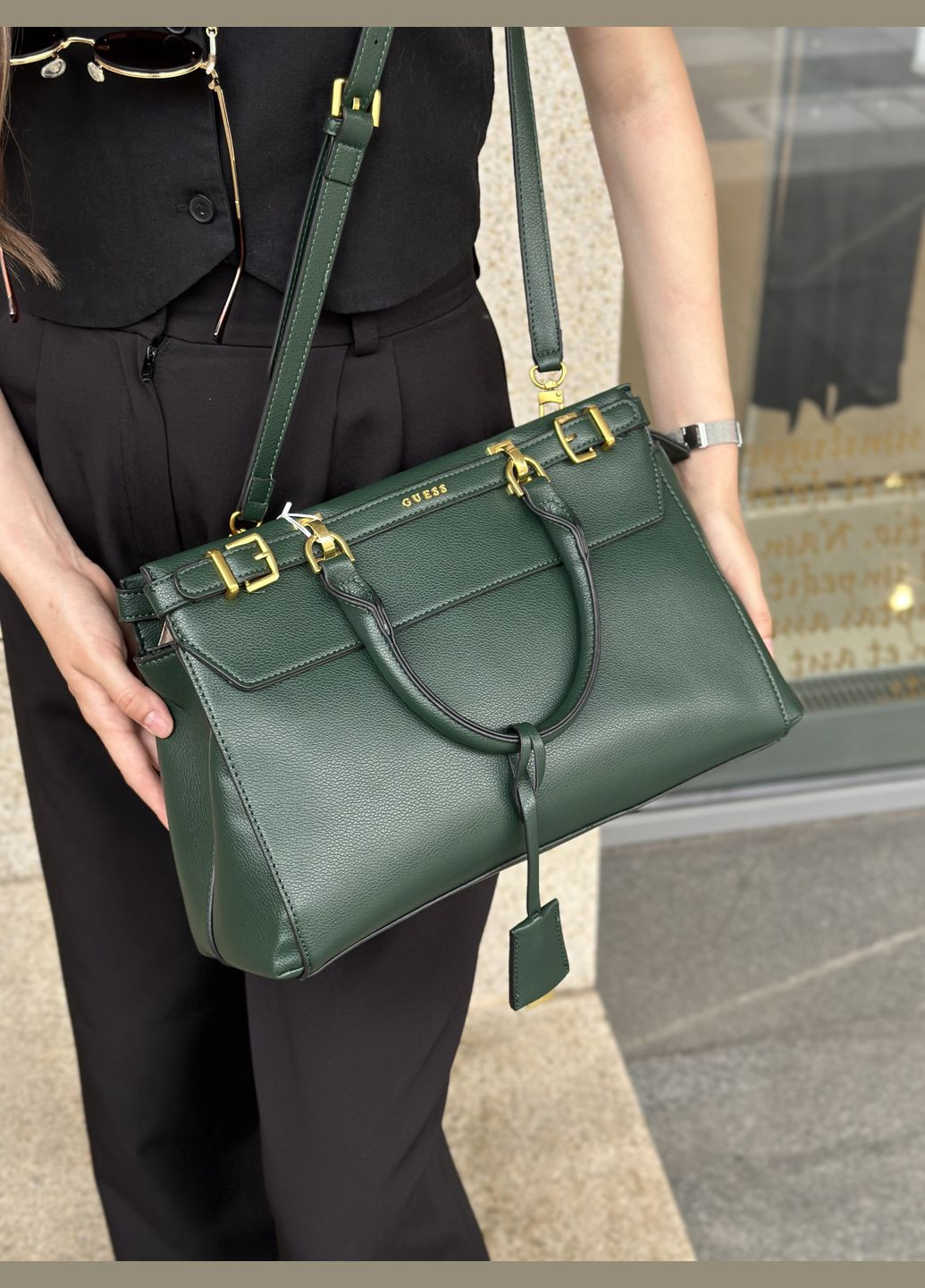 Жіноча сумка Guess з двома ручками зелена No Brand (296908839)