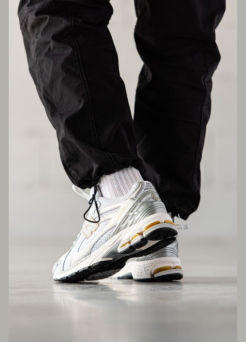 Белые демисезонные кроссовки мужские и женские new balance 1906r white rain cloud silver metallic | нью баланс 1906 белые No Brand