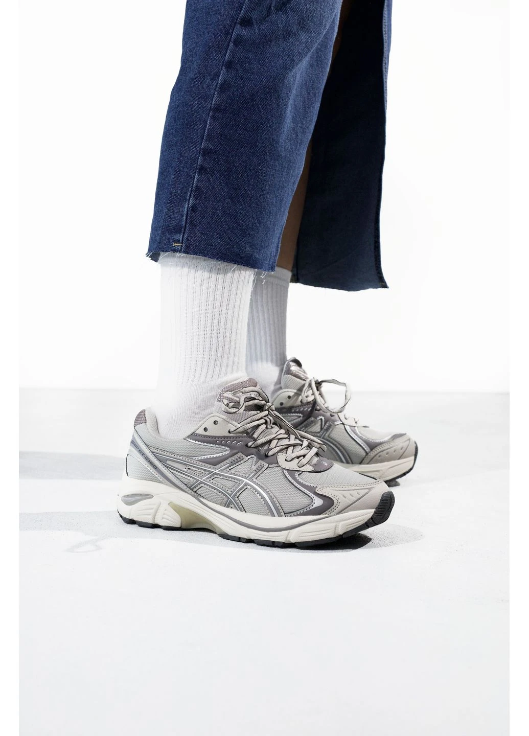 Белые демисезонные кроссовки мужские asics gt-2160 grey/white асикс 2160 белые No Brand