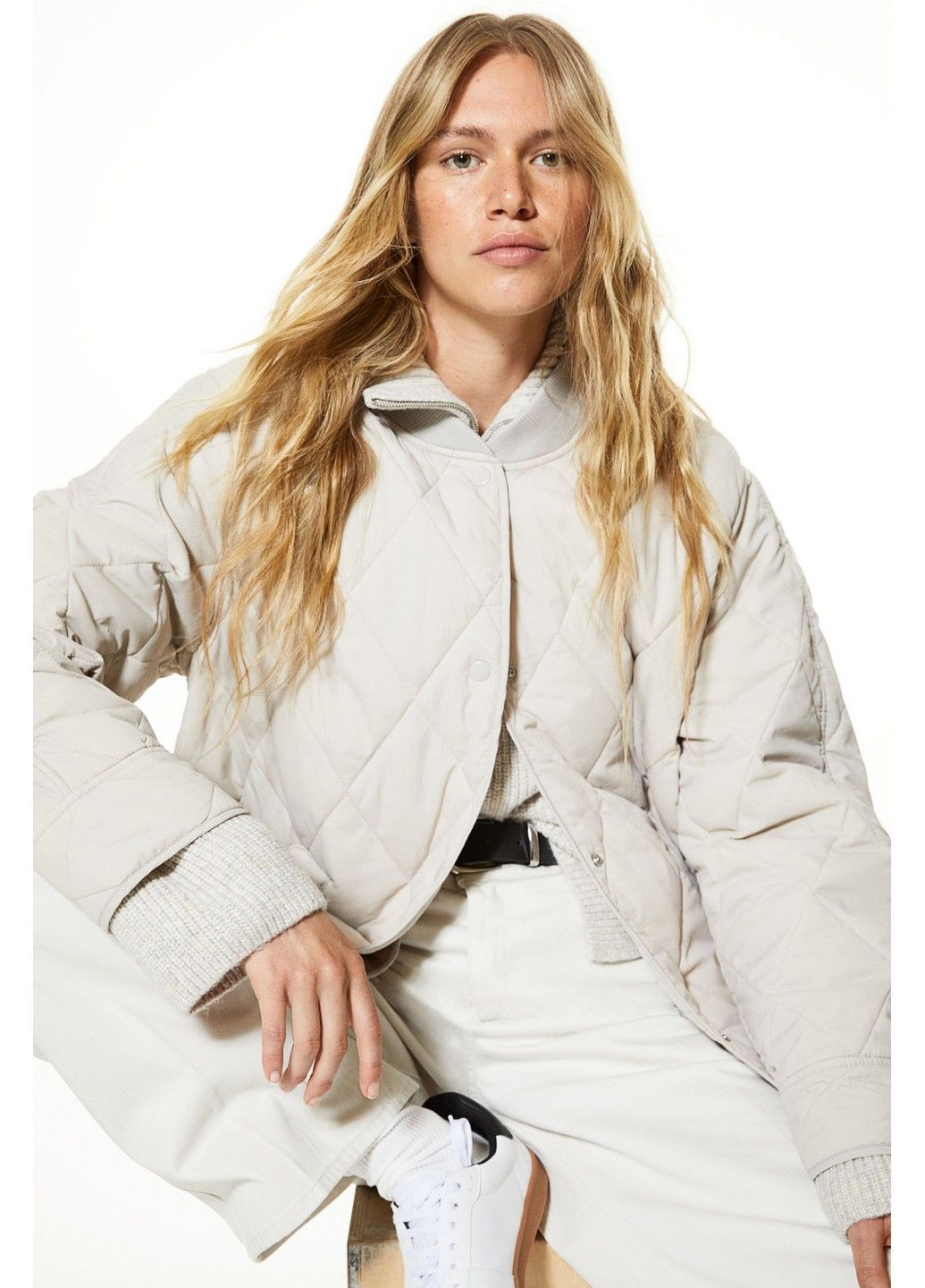 Світло-бежева демісезонна стьобана куртка H&M