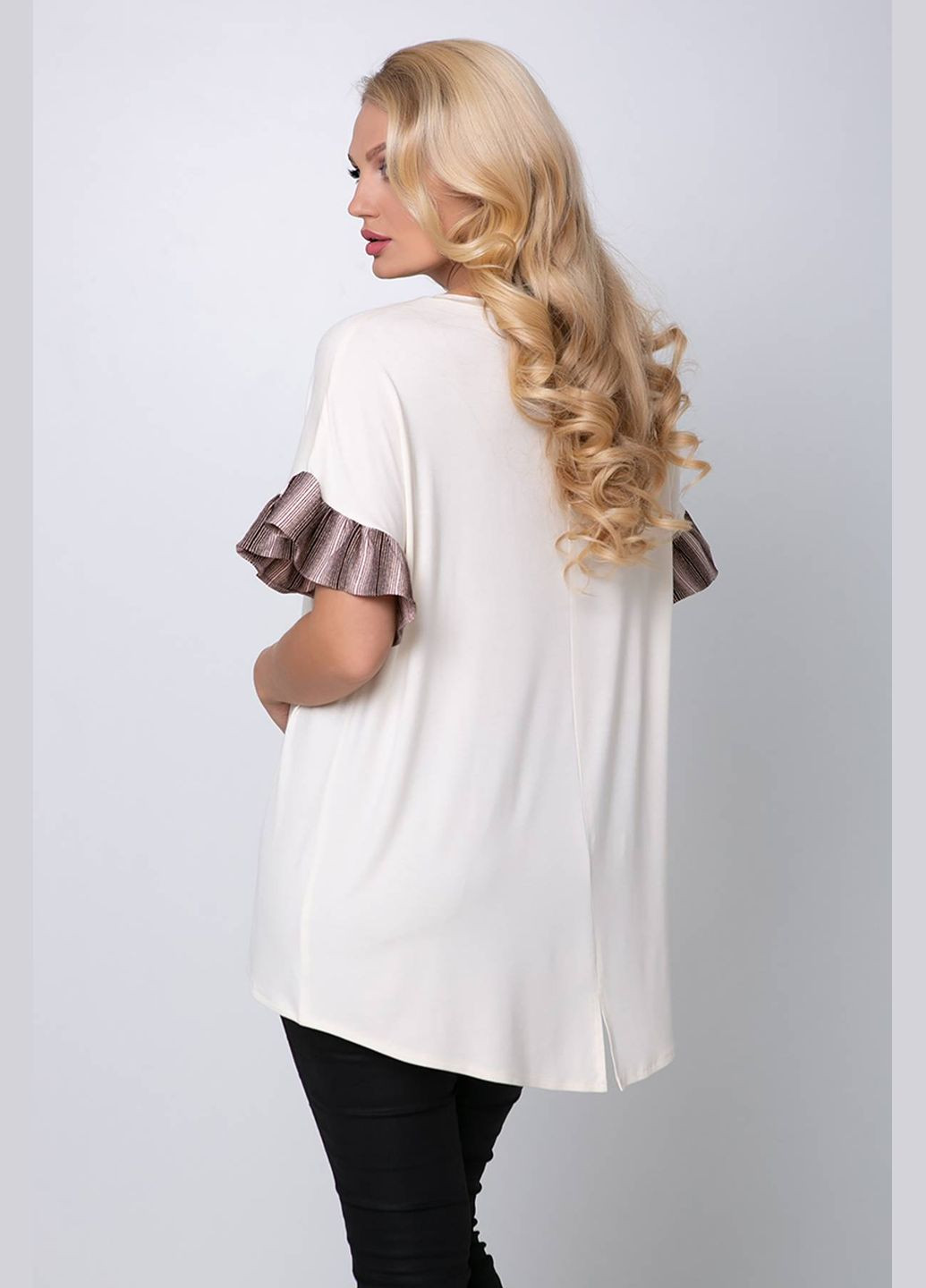 Футболка з оборкою на рукавах ЛОНДОН молочний Tatiana - (347580467)