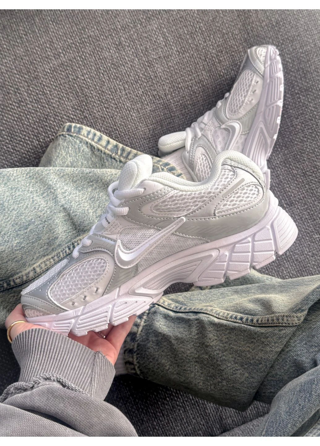 Кросівки жіночі і чоловічі Nike Zoom Vomero 5 RNR White Silver | Найк Зум Вомеро 5 білі No Brand білі демісезони (378276756)