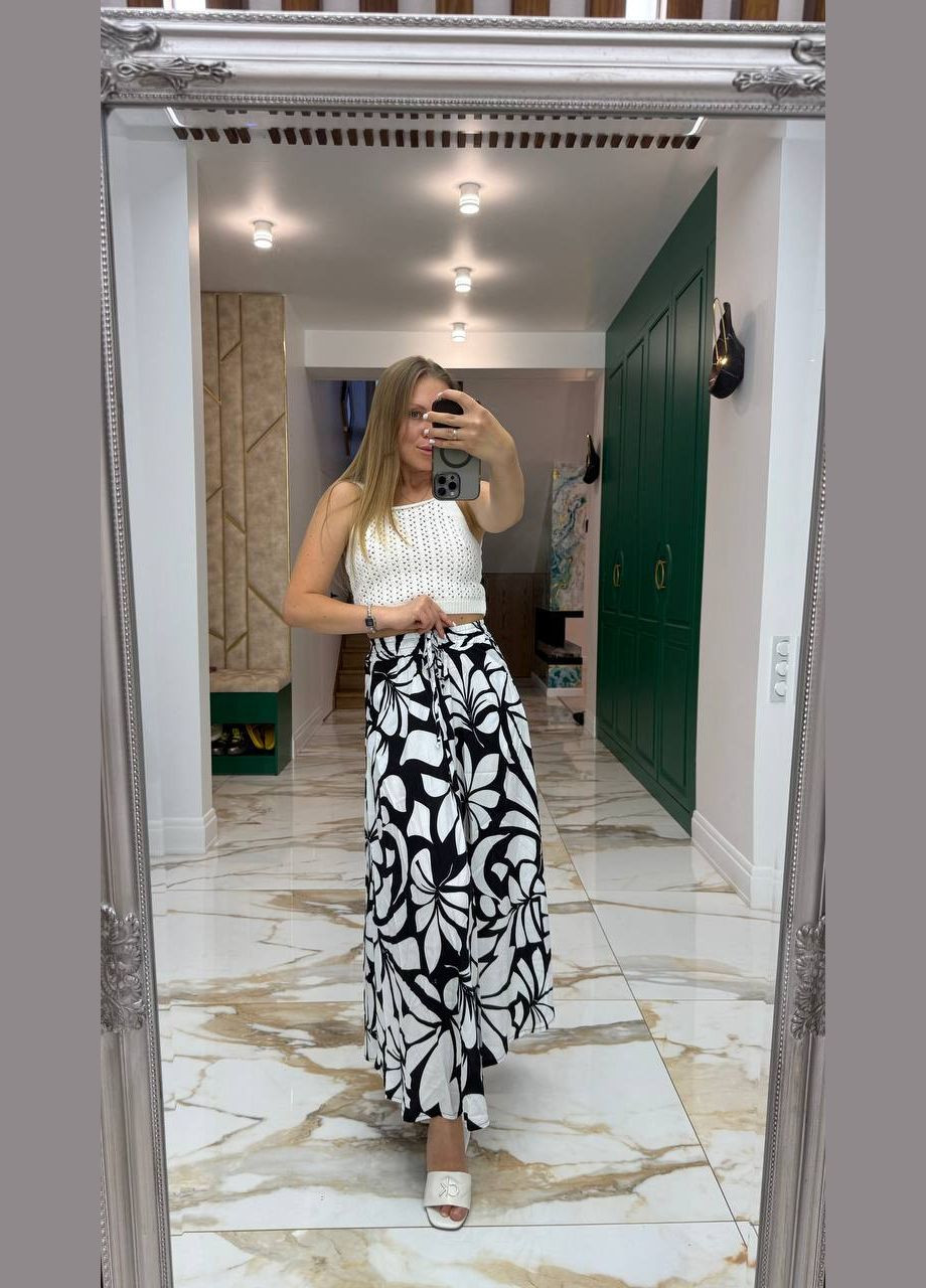 Черно-белая кэжуал с абстрактным узором юбка женская легкая, летняя, удлиненная Adelante