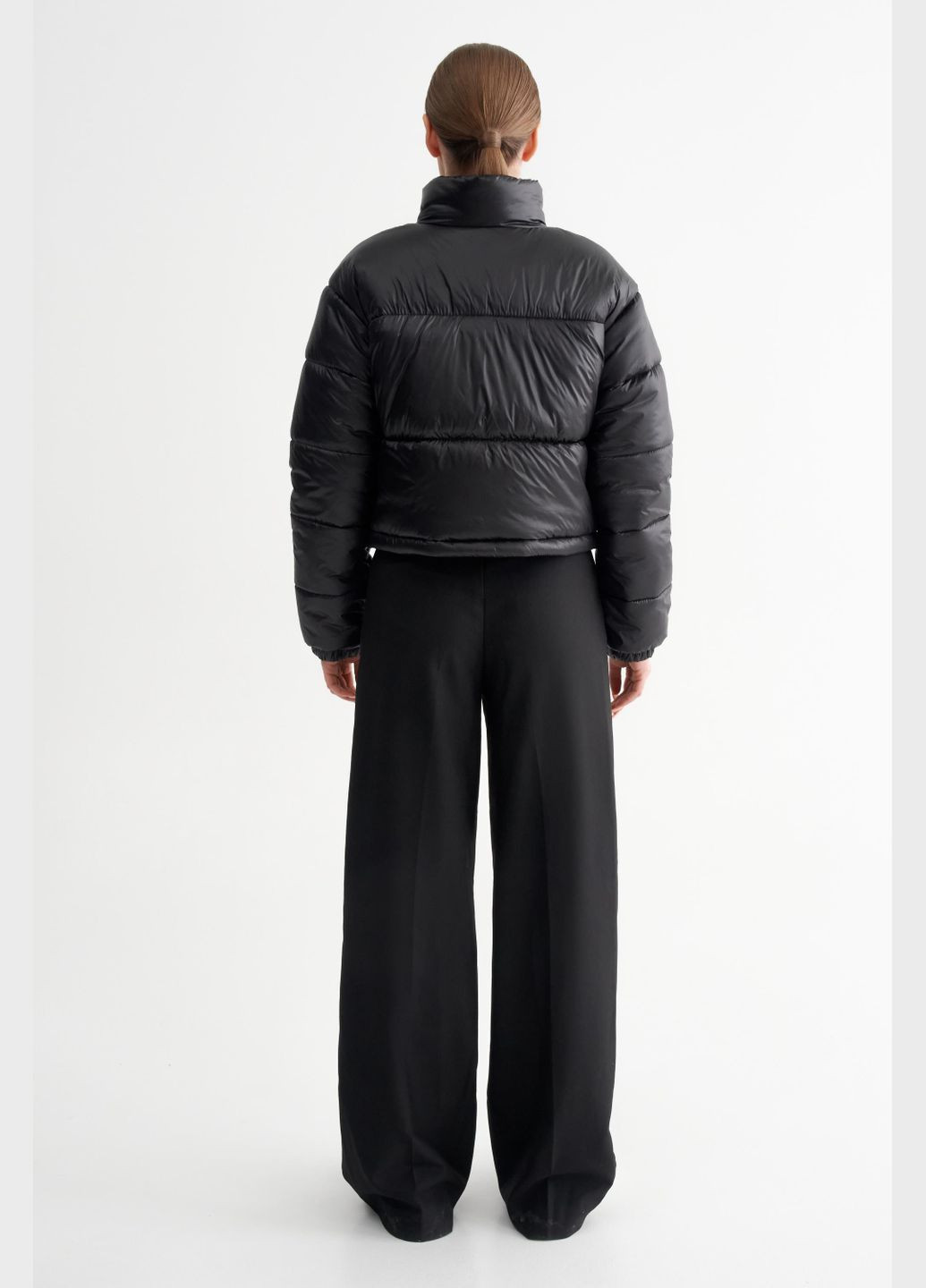 Чорна демісезонна куртка, колір чорний Estro