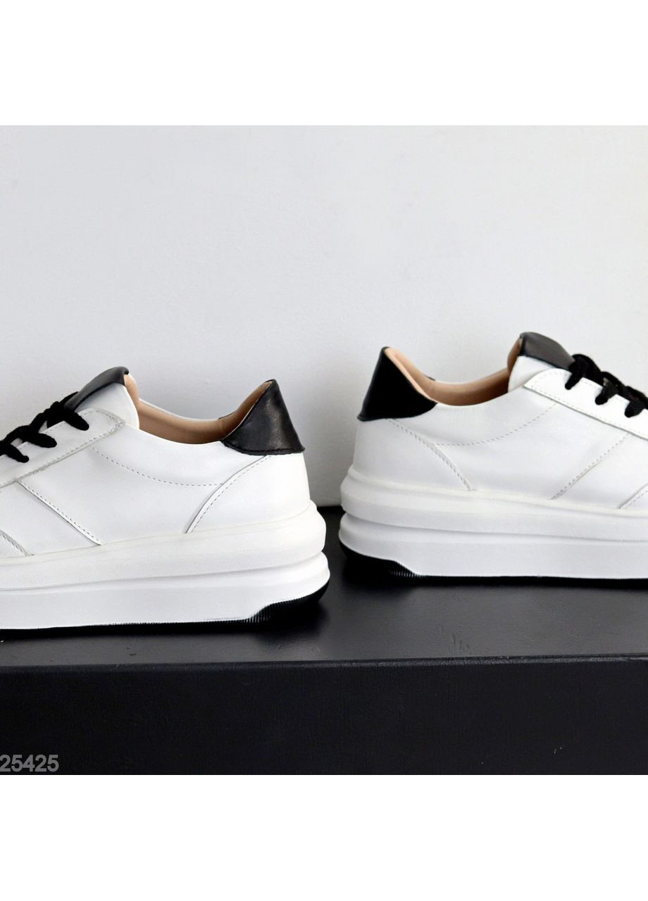 Кросівки жіночі Viego з натуральної шкіри, біло-чорні No Brand білі (361282472)