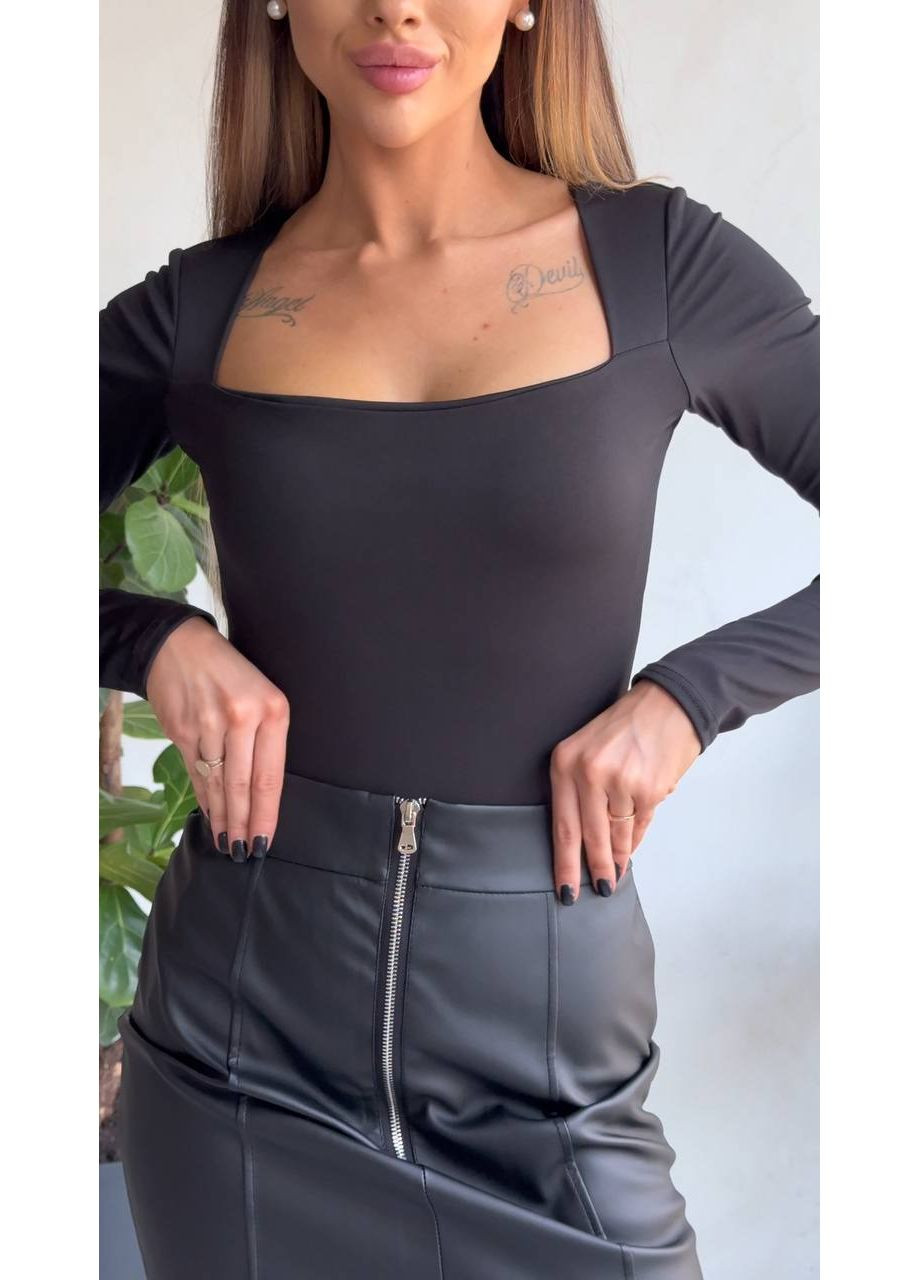 Черная юбка качественная эко кожа на замше основе, с молнией. Україна