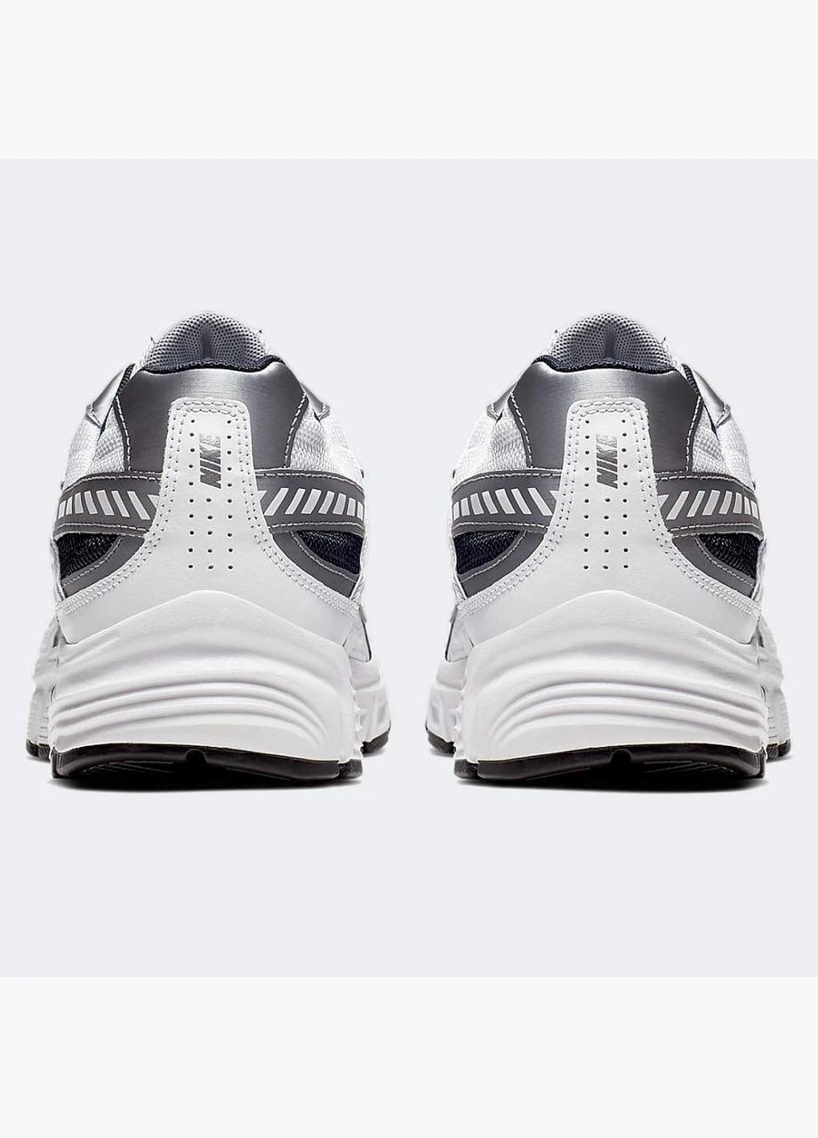 Серые кроссовки initiator Nike