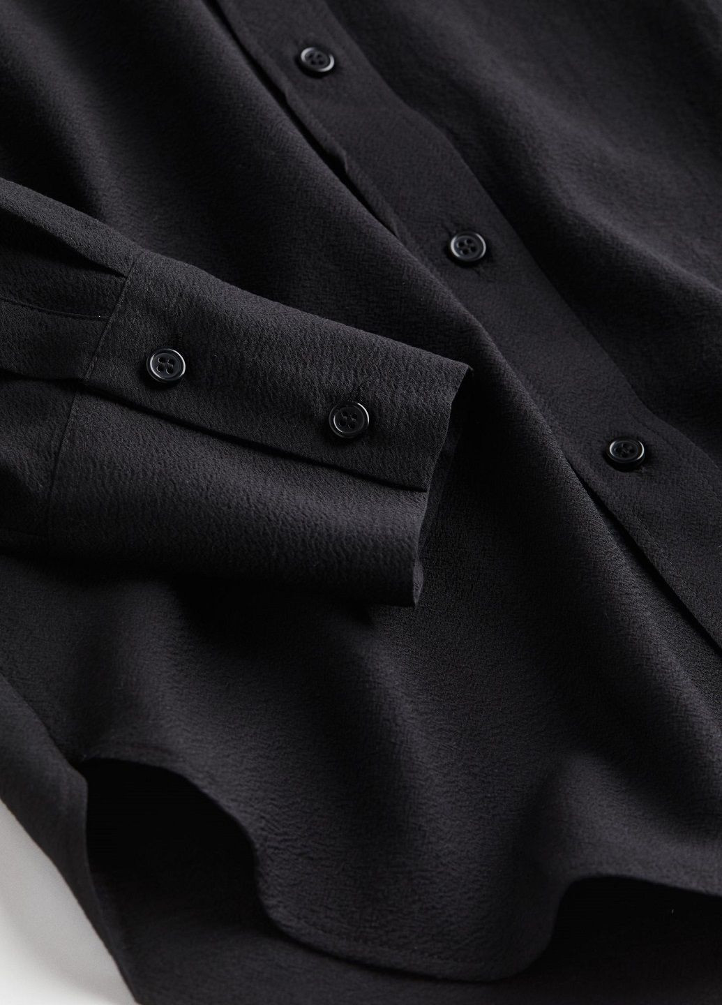 Черная классическая рубашка однотонная H&M