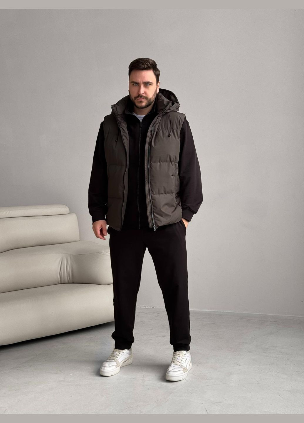 Комплект жилетка темний хакі + костюм без капюшону чорний No Brand (327141878)