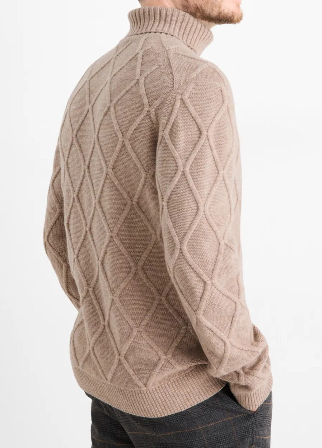 Бежевый демисезонный свитер C&A