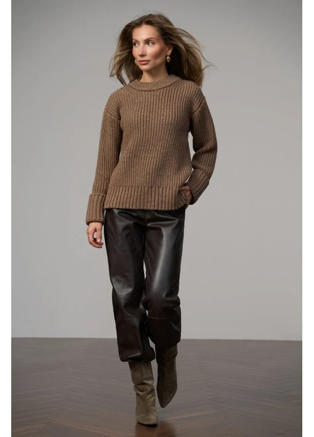 Коричневий светр з хомутом Lurex
