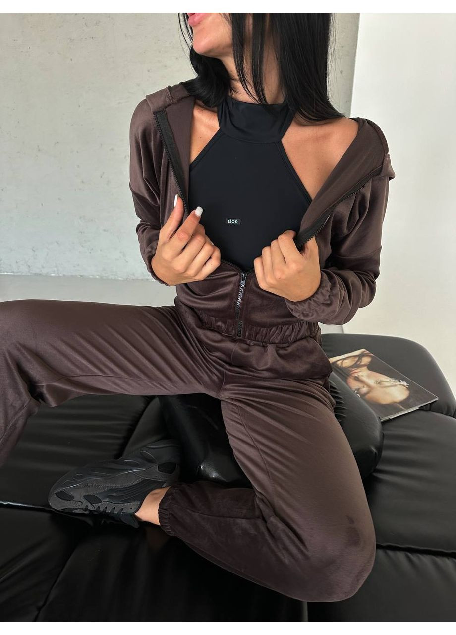 Жіночий спортивний костюм з велюру Україна (352193355)