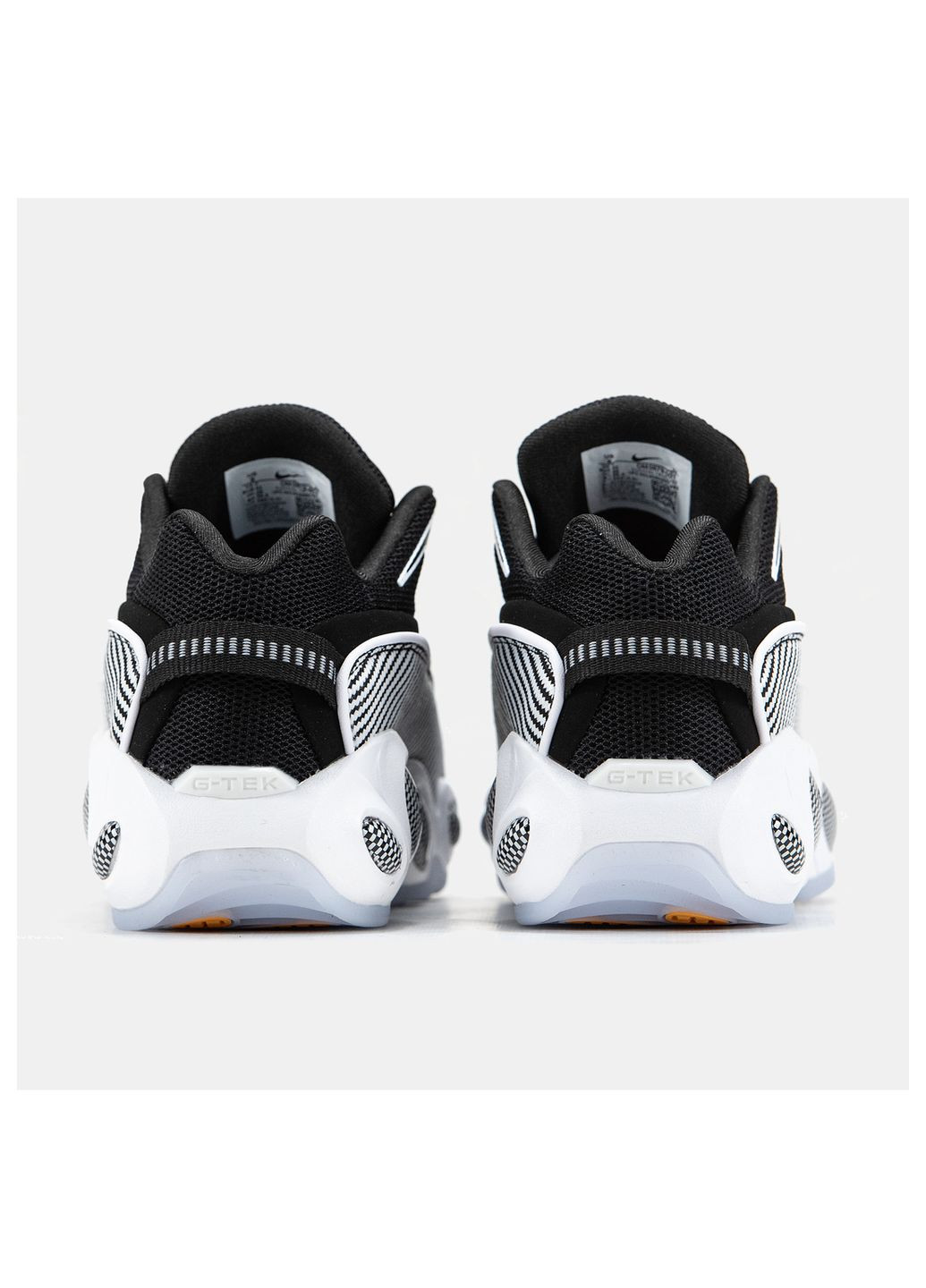 Черно-белые демисезонные кроссовки мужские Nike Nocta Glide