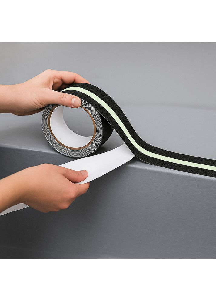Противоскользящая лента против скольжения для лестницы 5см*5м серая с люминесцентной полосой HF (367088725)
