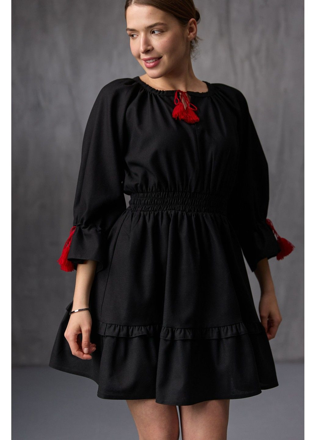 Чорна сукня льон міні в національному стилі чорна Bessa