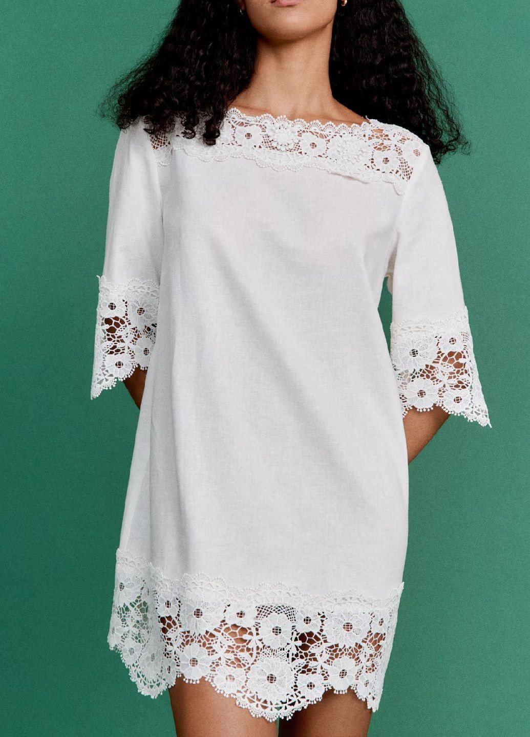 Белое кэжуал платье H&M однотонное