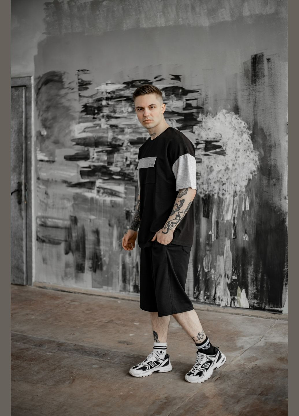 Чорна футболка чоловіча "" чорно-сіра з коротким рукавом Intruder FreeDom