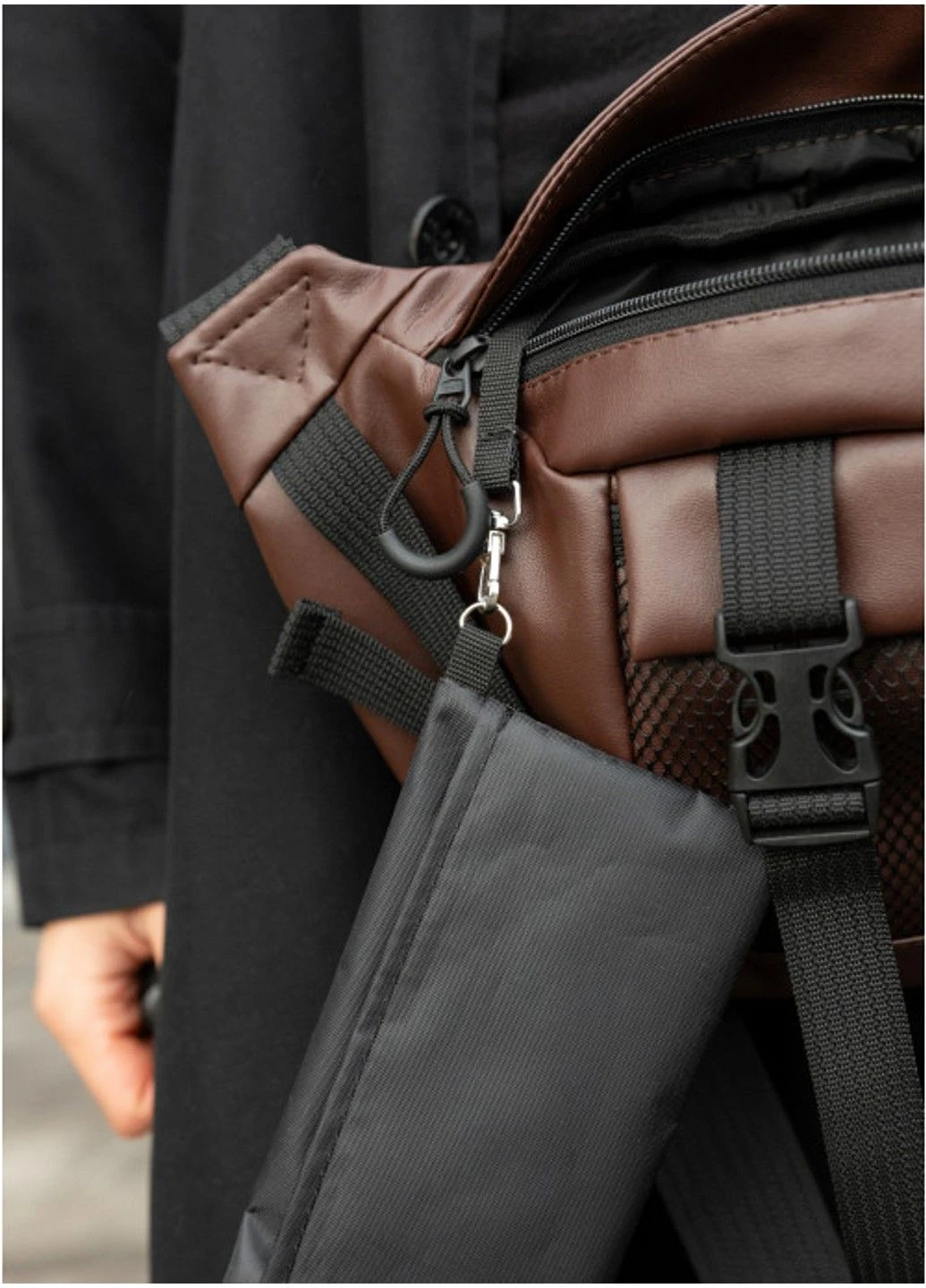 Сумка мужская на пояс и через плечо бананка DynamicDart коричневая Sambag (322250123)