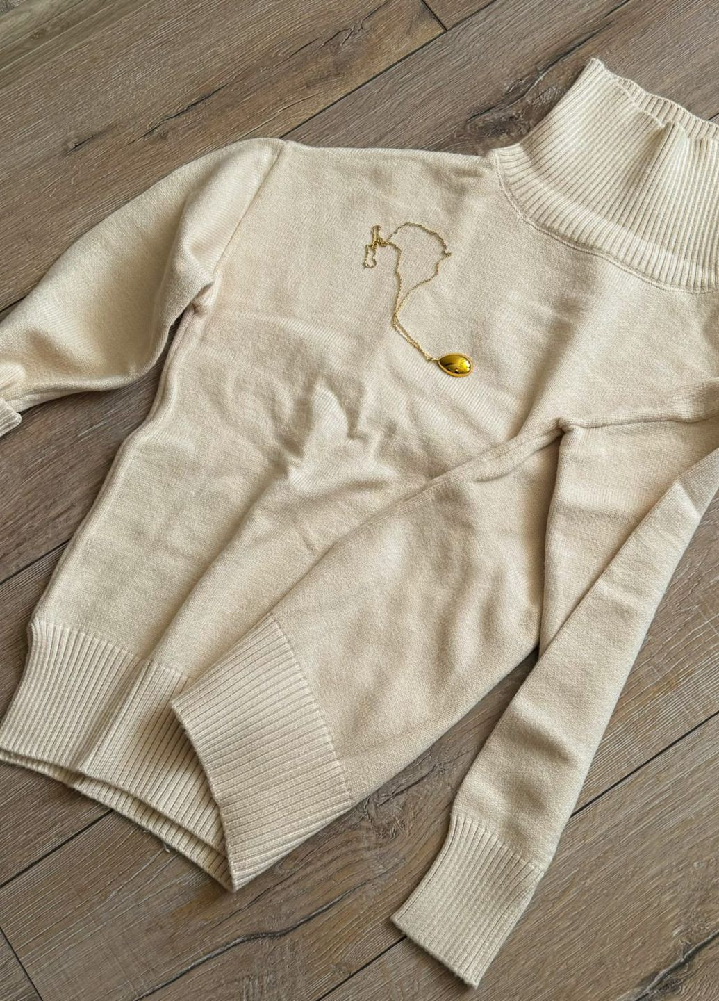 Бежевий зимовий жіночий светр айворі jinjiaxian розмір м бежевий пуловер No Brand