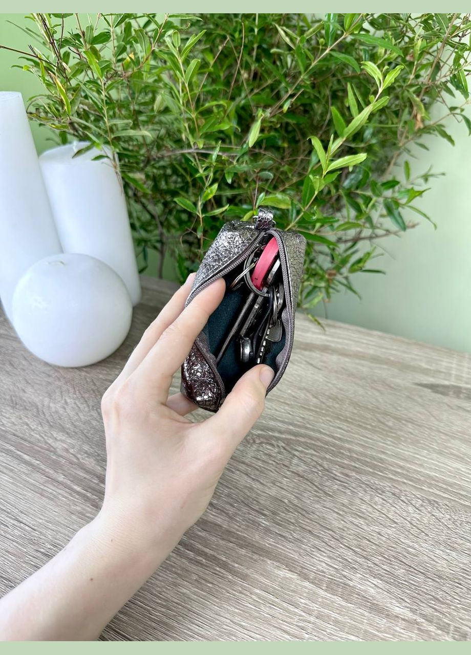 Ключница кожаная для обычных ключей на змейке с карабином VI&VA (299383308)