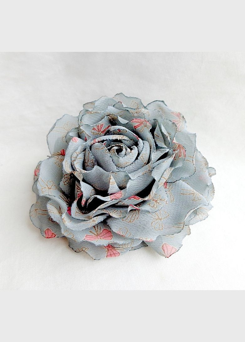 Брошь цветок серая роза из ткани ручной работы "Нежность" No Brand (349843347)