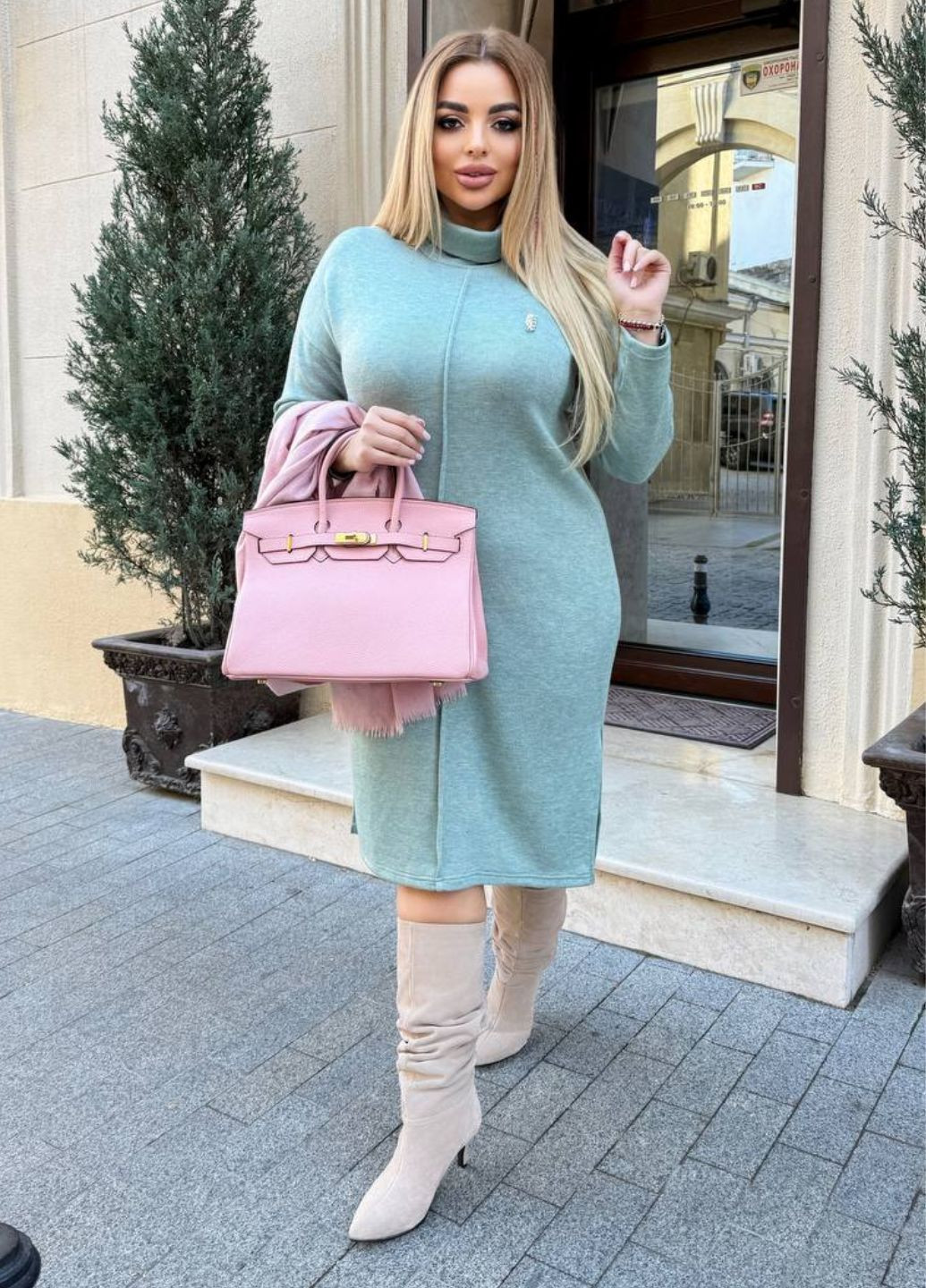 Фісташкова повсякденний жіноча сукня з двосторонньої ангори з довгим рукавом, коміром-стійкою та брошкою сукня-водолазка Україна