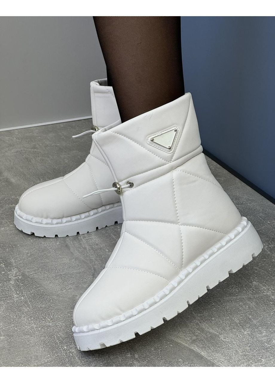 Белые сапоги дутики женские зимние белые No Brand на молнии