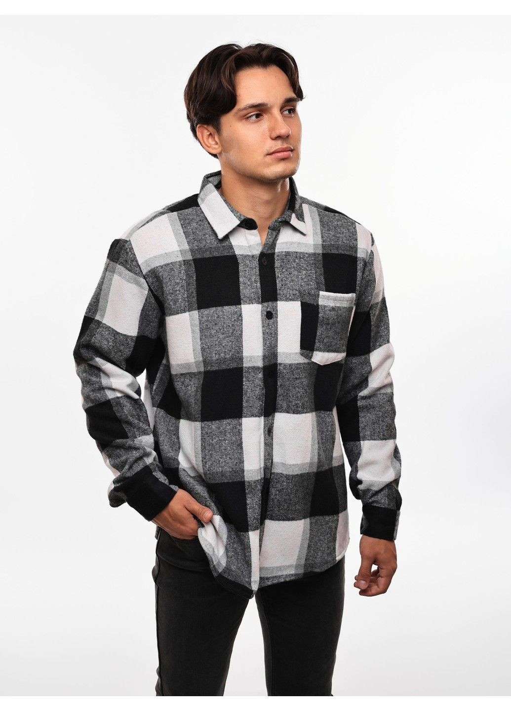 Черно-белая рубашка BNH