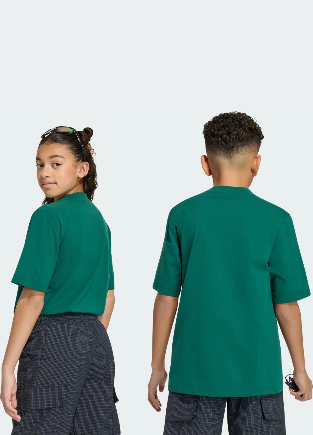 Зелена демісезонна футболка terrex kids xploric graphic tech adidas