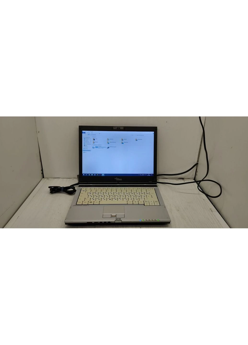 Ноутбук Б-клас LifeBook S6420 / 13.3" (1280x800) TN / Intel Core 2 Duo P8600 (2 ядра по 2.4 GHz) / 4 GB DDR3 / 160 GB Fujitsu (398129732)