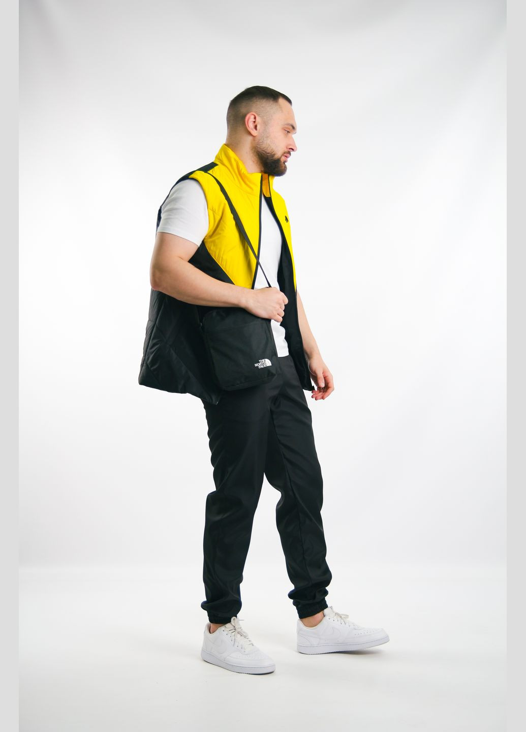 Жовтий демісезонний комплект чоловічий "clip": жилетка жовто-чорна + футболка біла + штани "president" чорні. барсетка у подарунок! No Brand