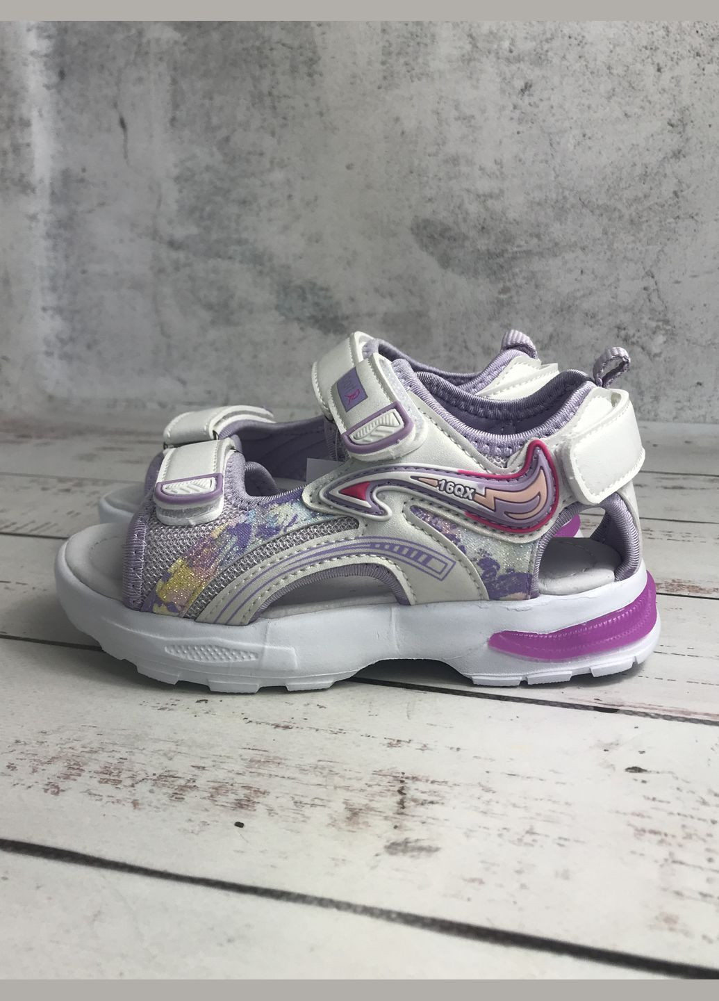 Фиолетовые повседневные, вечерние сандалии босоножки для девочки led фиолетовый (582) B&G на липучке