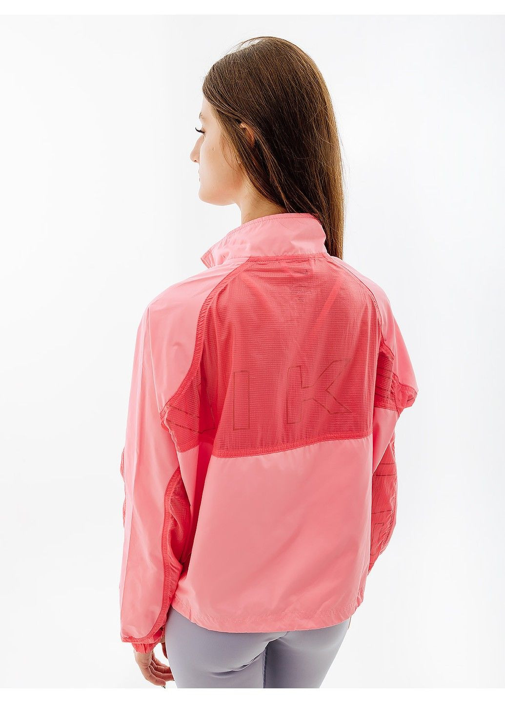 Розовая демисезонная ветровка w nk df air jacket Nike