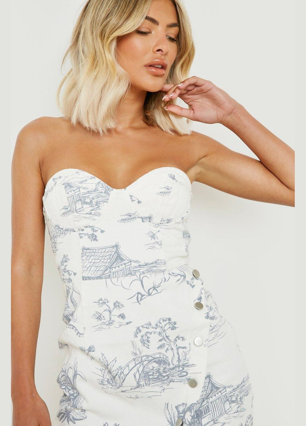 Белое платье Boohoo