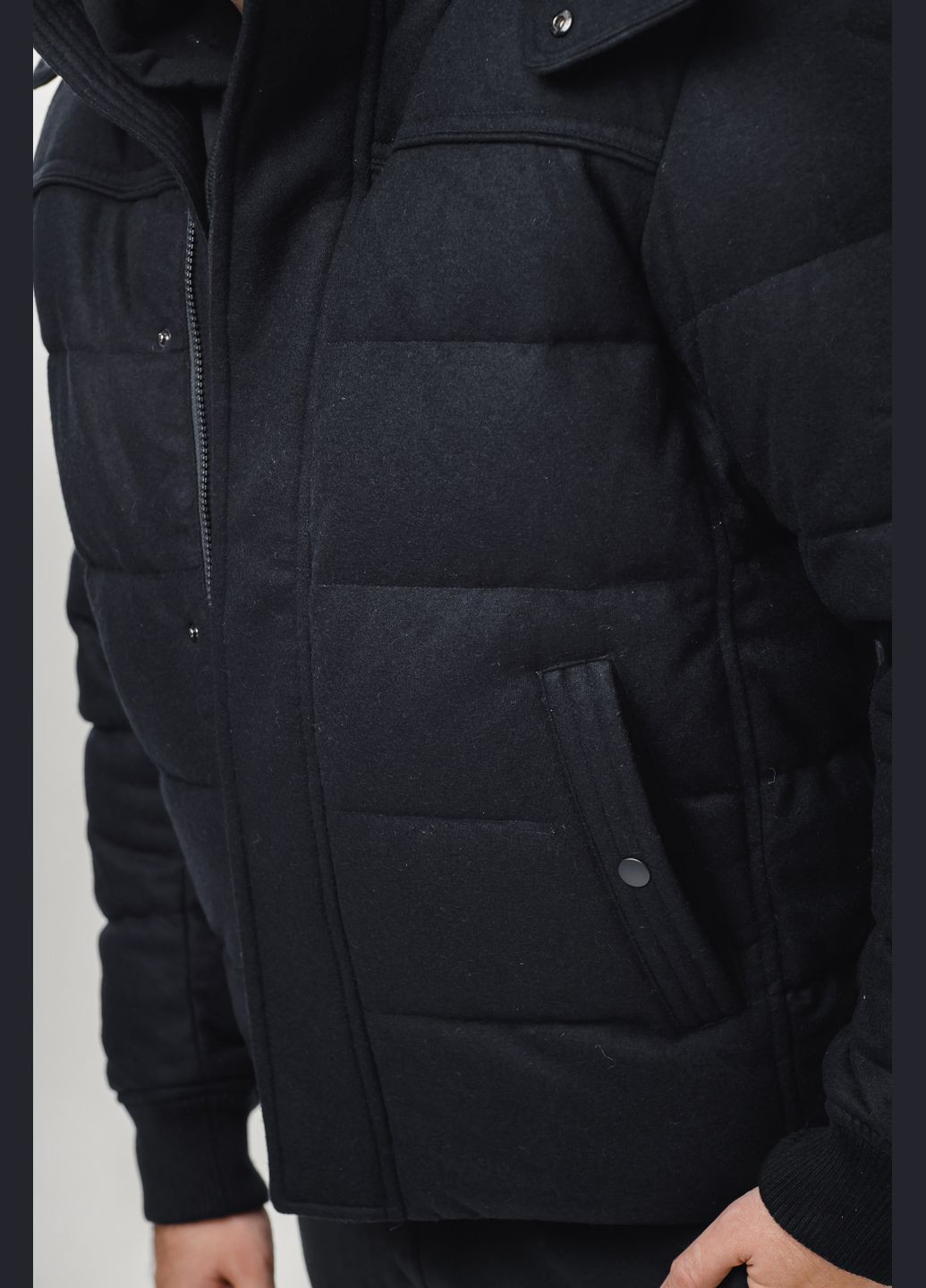 Чорна демісезонна куртка зимова - чоловіча куртка uq0286 Uniqlo