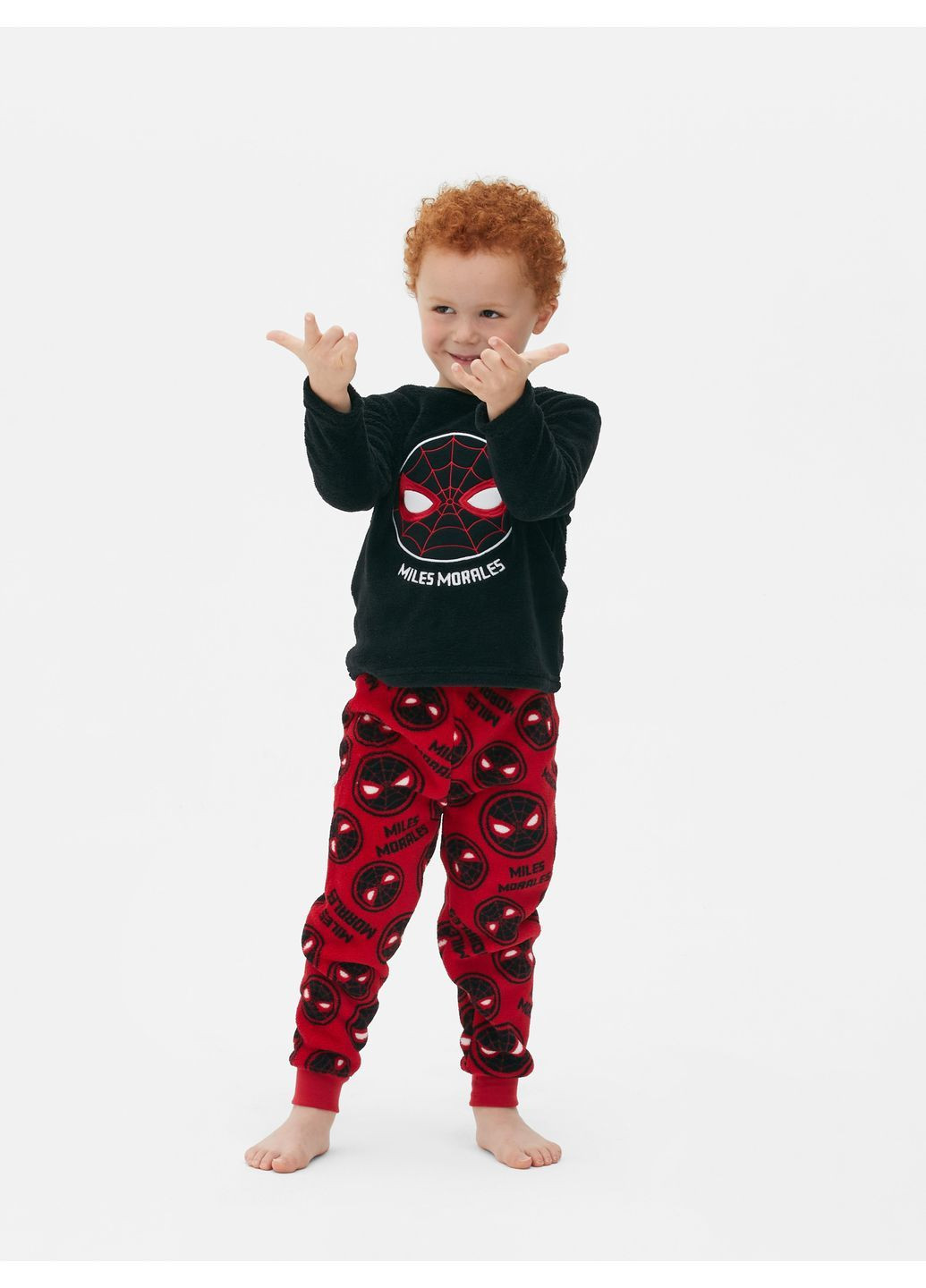 Черный лонгслив Primark