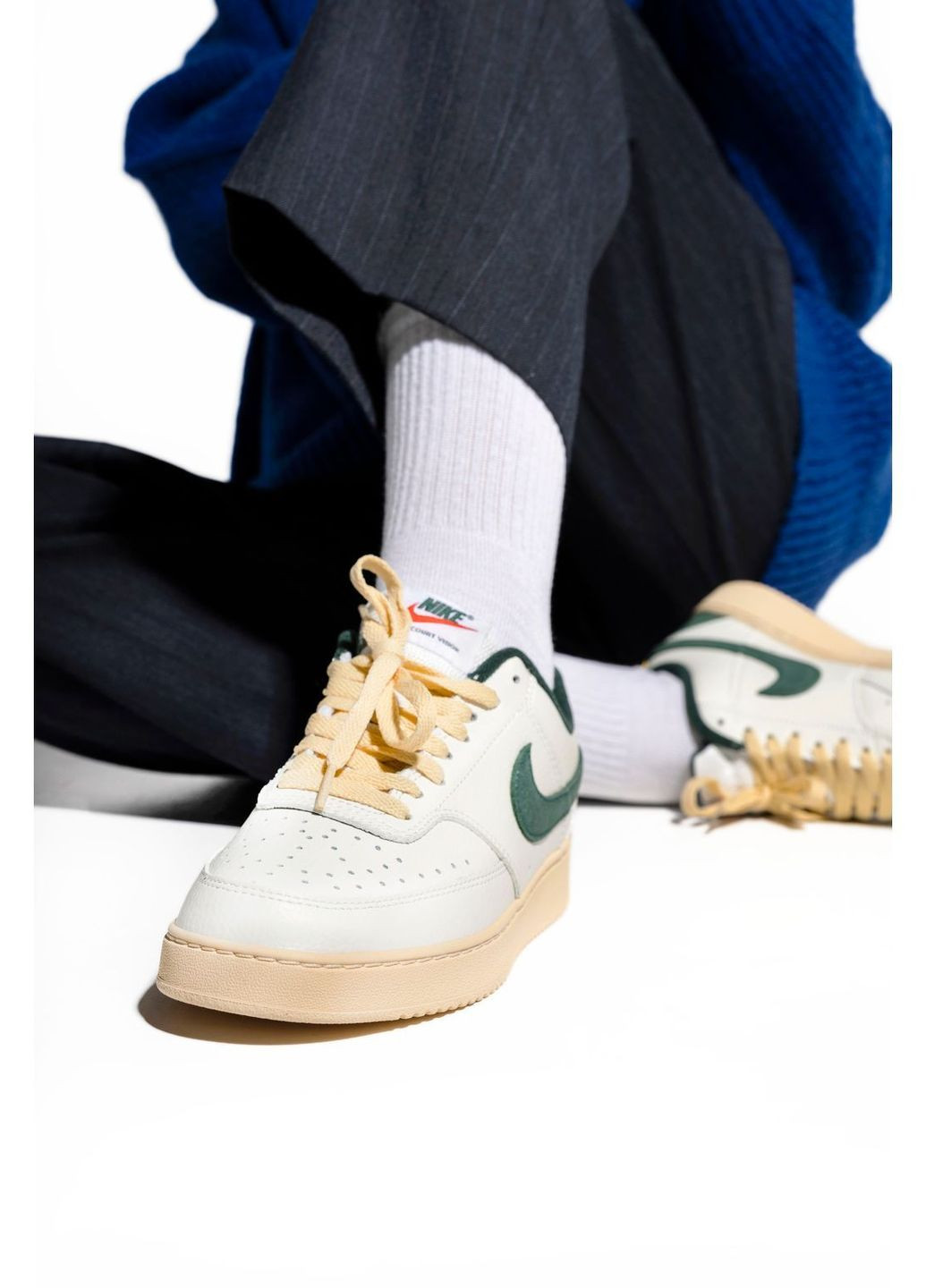 Белые всесезонные кроссовки No Brand