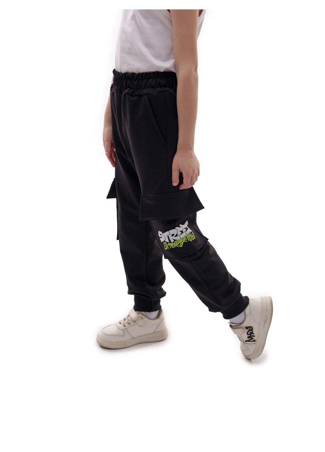 Штани спортивні для хлопчика No Brand (382702460)