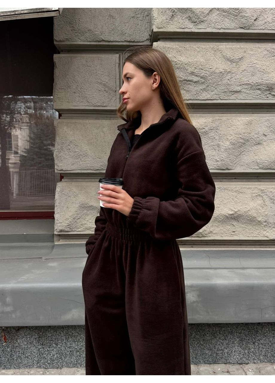 Жіночий флісовий комбінезон оверсайз з коміром-стійкою та блискавкою MonCher комбінезон-брюки коричневий спортивний фліс