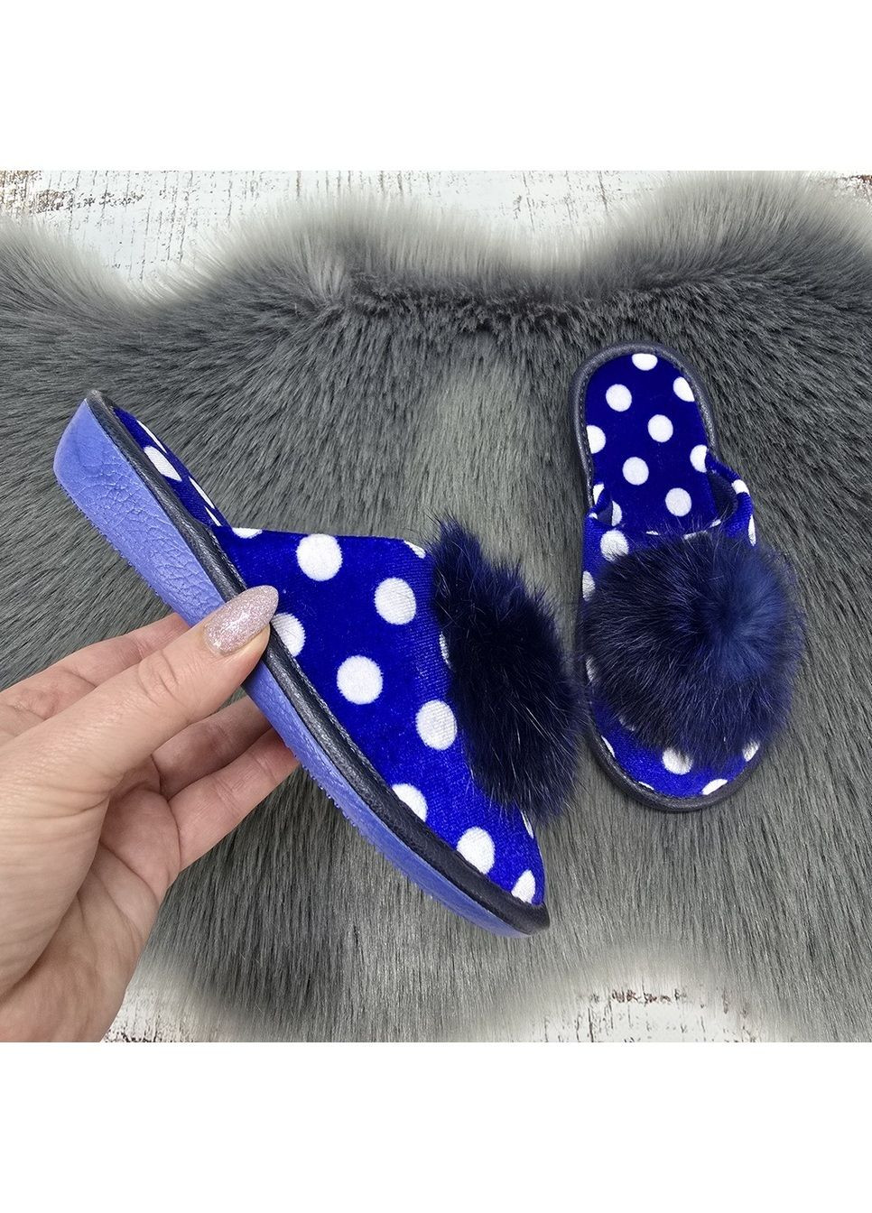 Тапочки дитячі для дівчинки сині в горох із закритим носком та помпоном Белста (366144554)