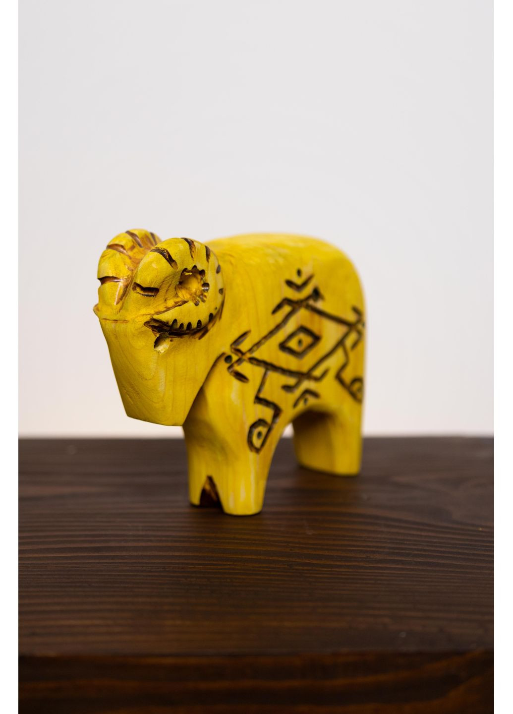 Статуетка Баранець Стефко деревʼяний, 19х15 см, жовтий, Зерно (371646707)