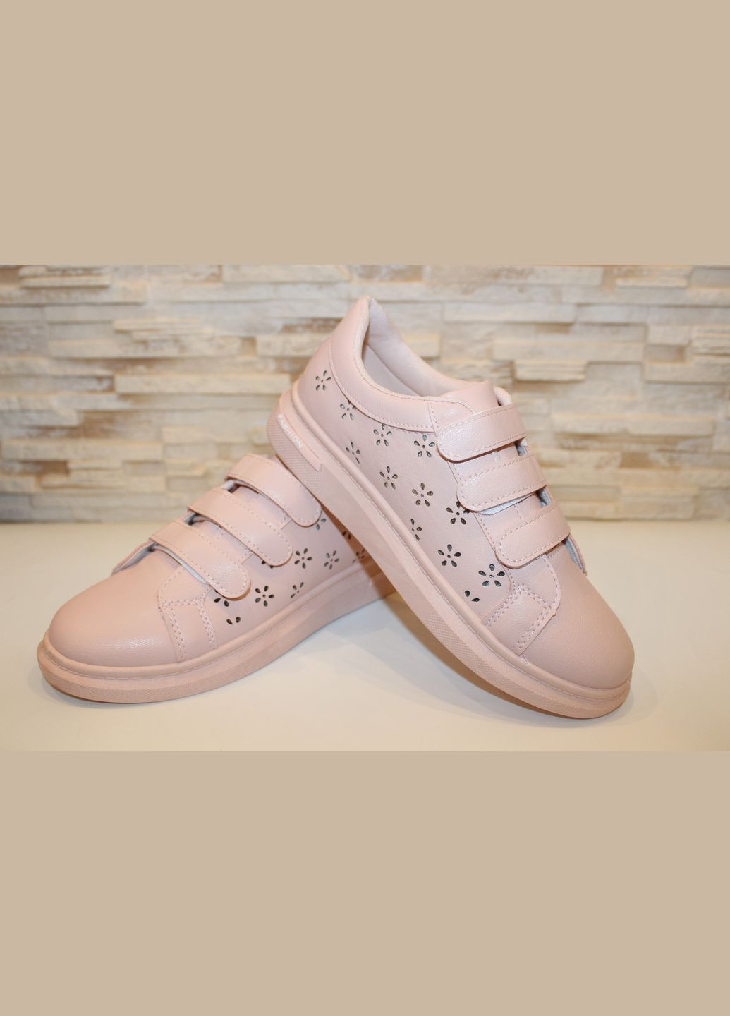 Розовые кеды женские розового цвета на липучках No Brand Кеди жіночі