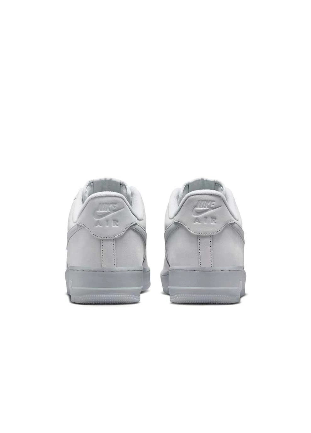 Белые демисезонные мужские кроссовки air force 1 07 wb белый Nike