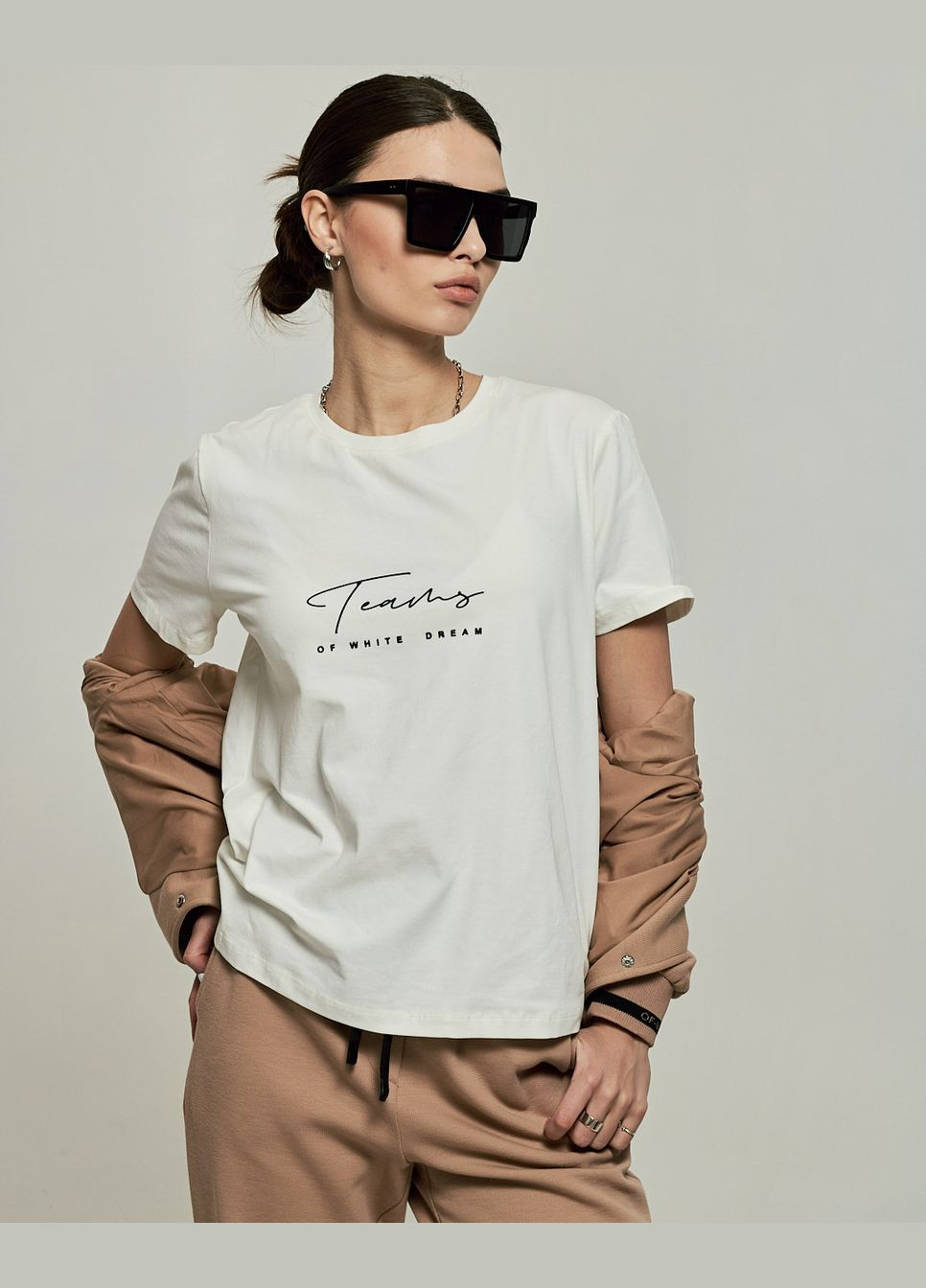 Костюм женский White бежевый тройка (бомбер, футболка, штаны) Of White (290011204)