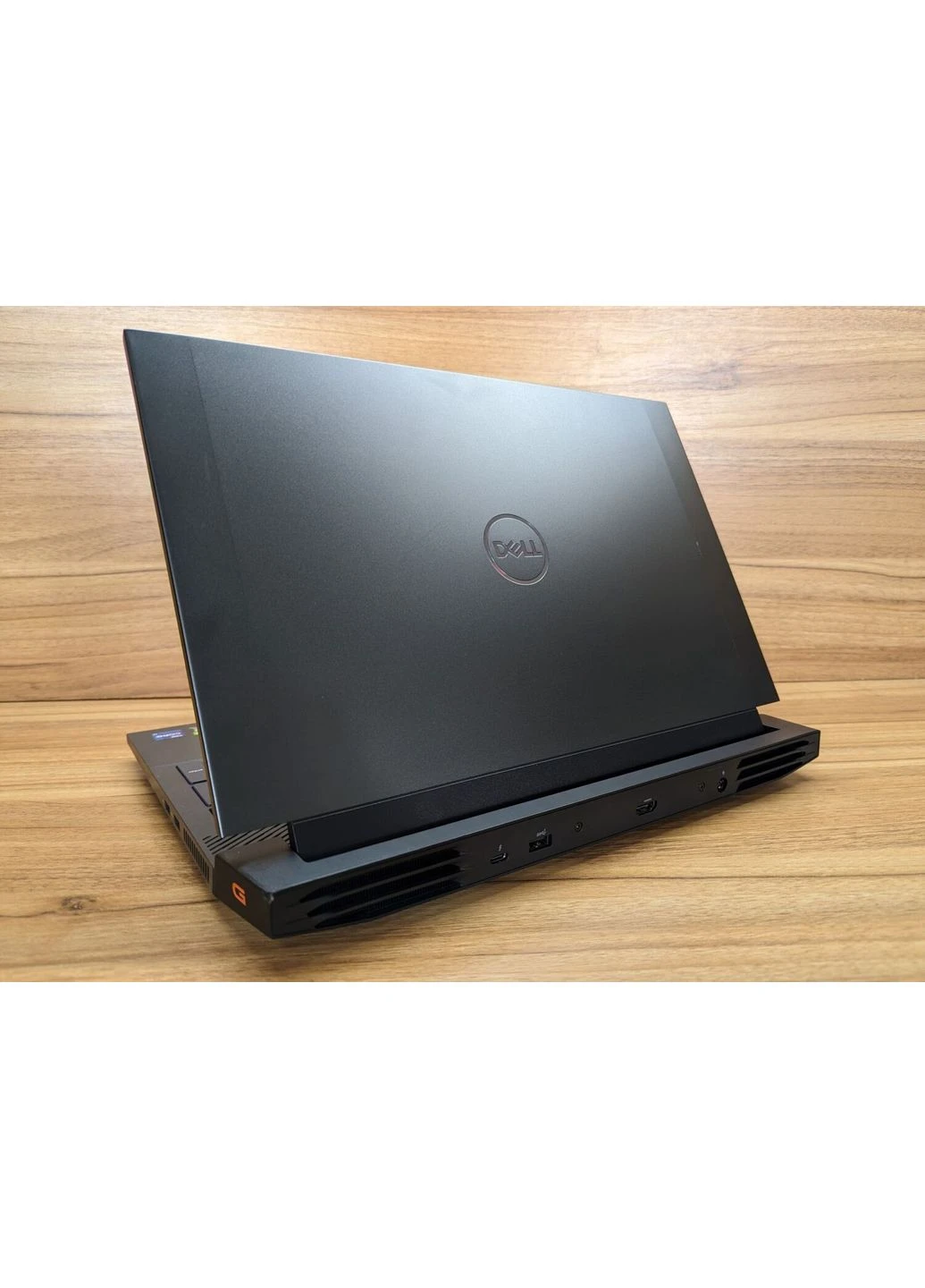 Ігровий ноутбук G15 5511 / 15.6" (1920x1080) IPS / Intel Core i7-11800H (8 (16) ядер по 2.3 - 4.6 GHz) / 32 GB DDR4 / 1000 GB Dell (398147238)