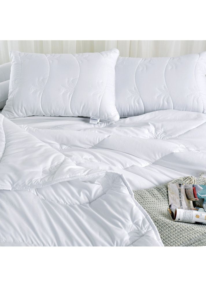 Одеяло Aloe Vera всесезонное полуторное 140х210 см с пропиткой экстрактом Алое антиаллергенное белое IDEIA (367726569)