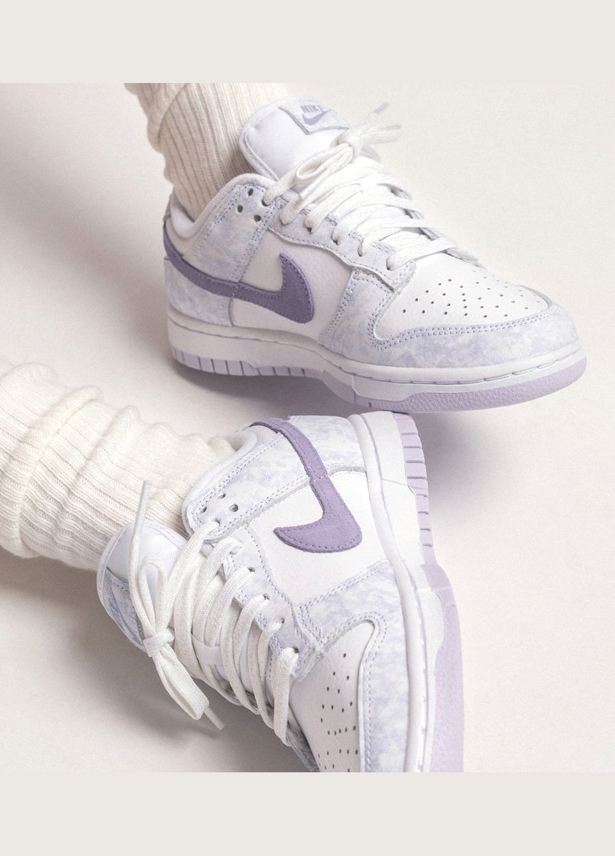 Цветные всесезонные кроссовки dunk low purple pulse (w) - dm9467-500 Nike